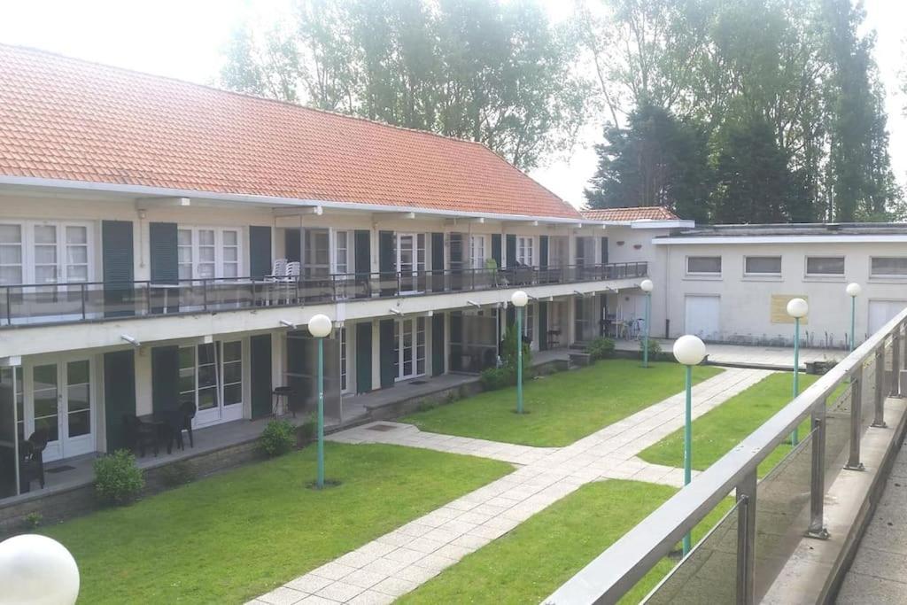 Spacieux Duplex Pres De La Mer 4 Chambres 2 Sdb デ ハーン エクステリア 写真